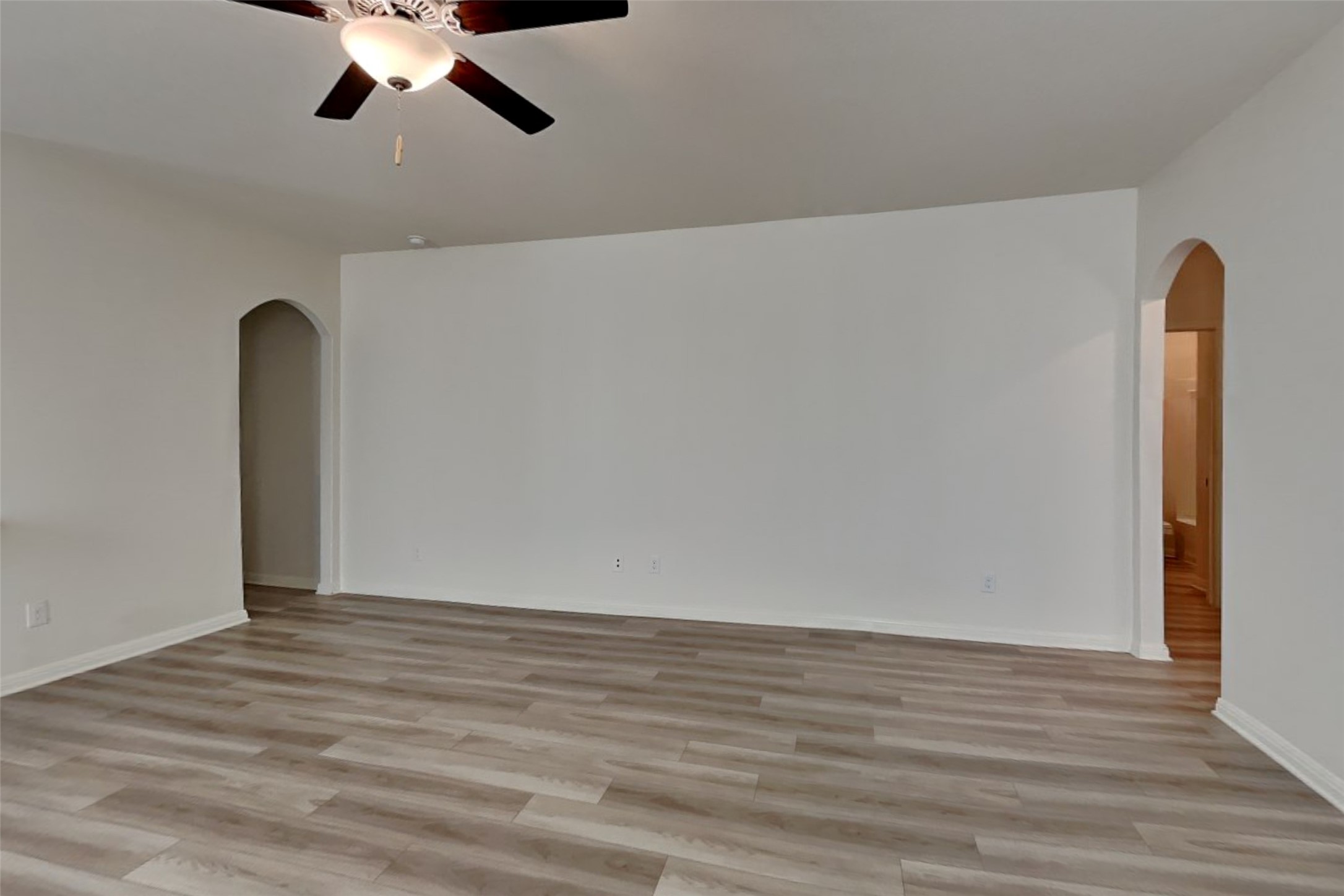 404 Lone Rider Drive, Katy, TX 77493