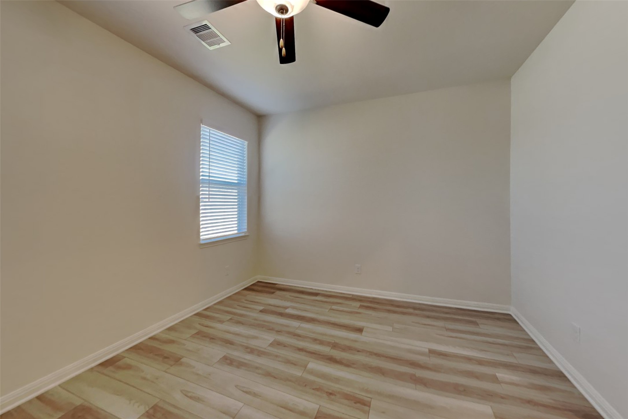 404 Lone Rider Drive, Katy, TX 77493