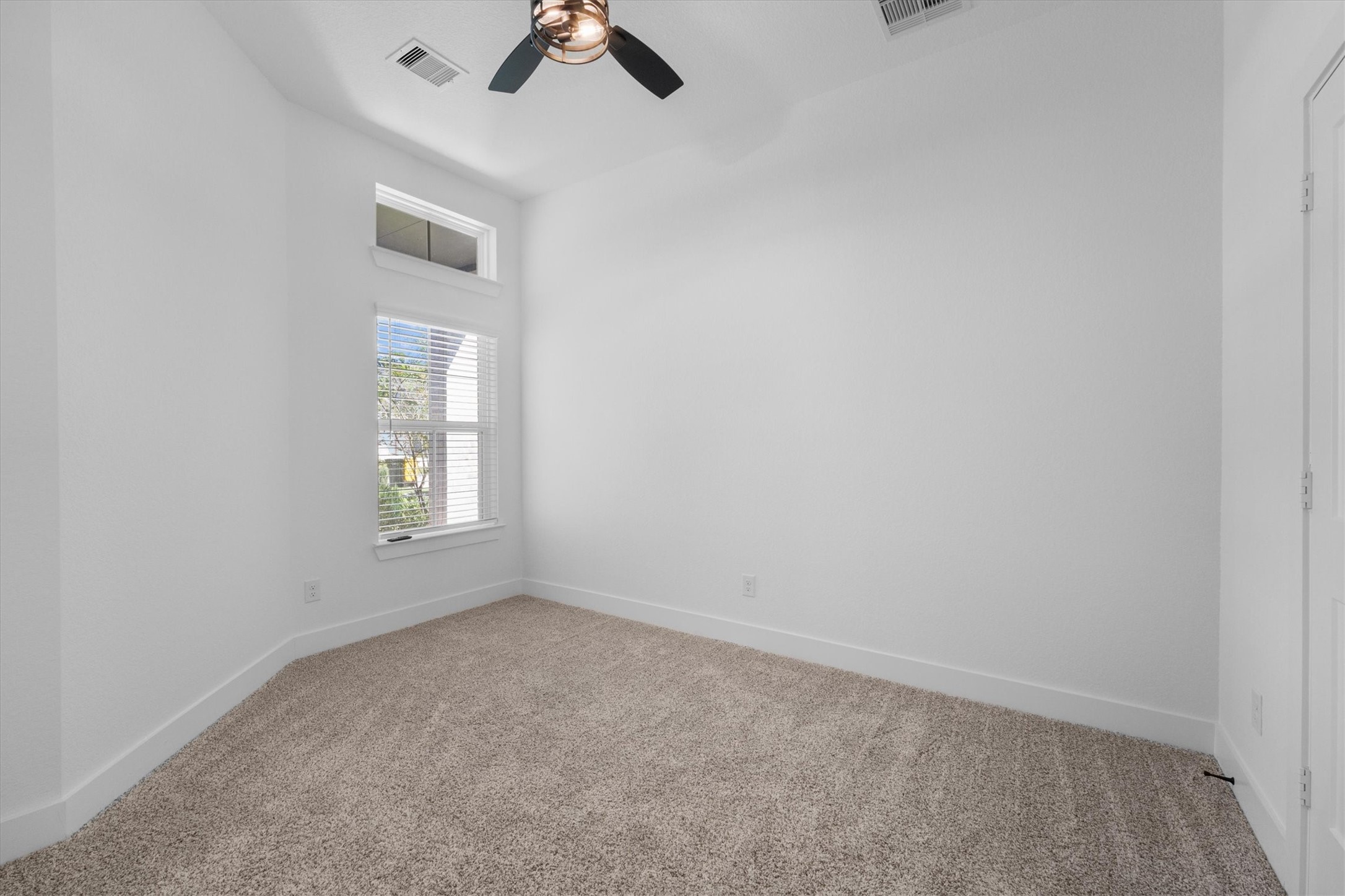 183 Lukewood Circle, Conroe, TX 77318