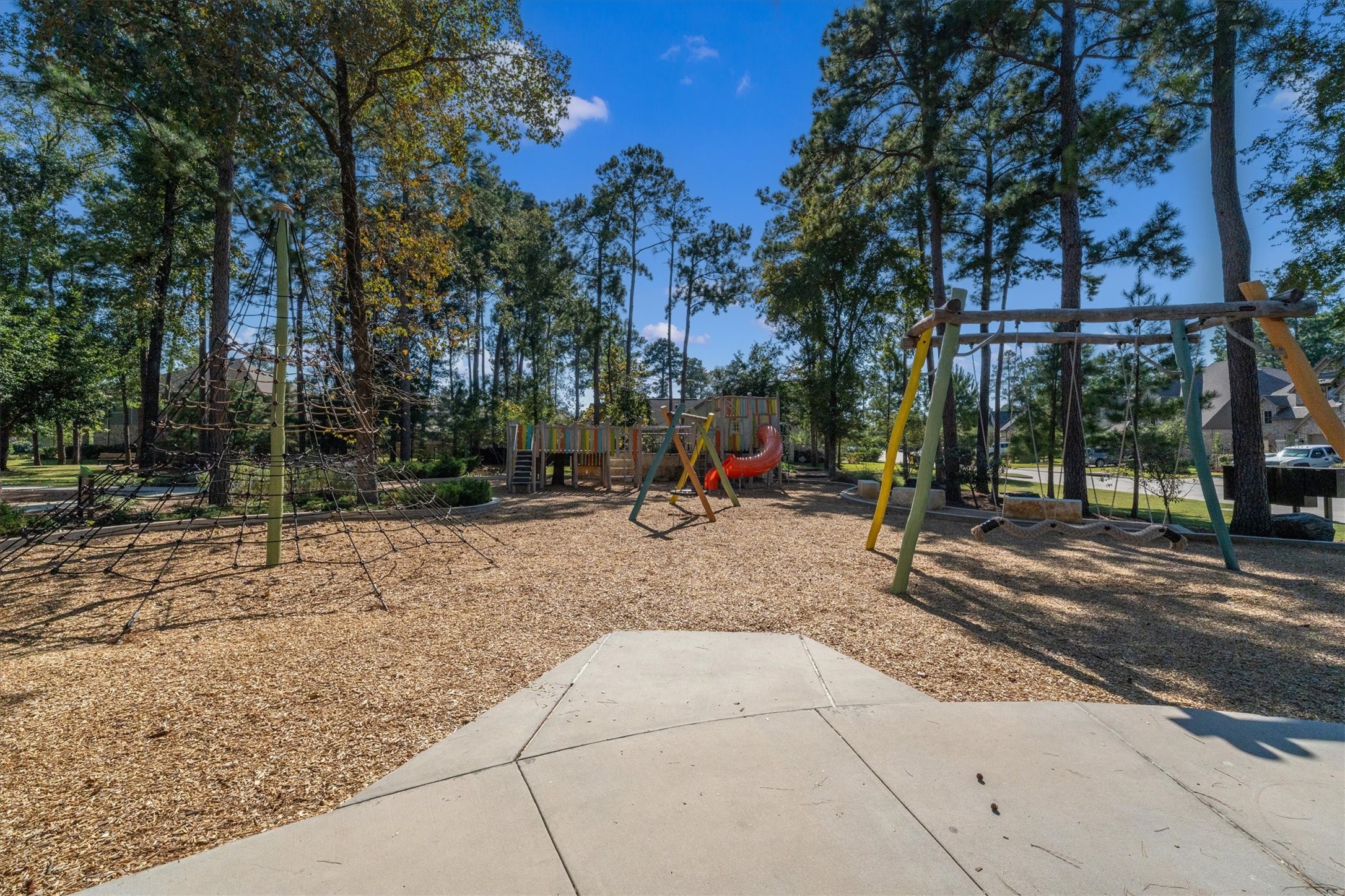 183 Lukewood Circle, Conroe, TX 77318