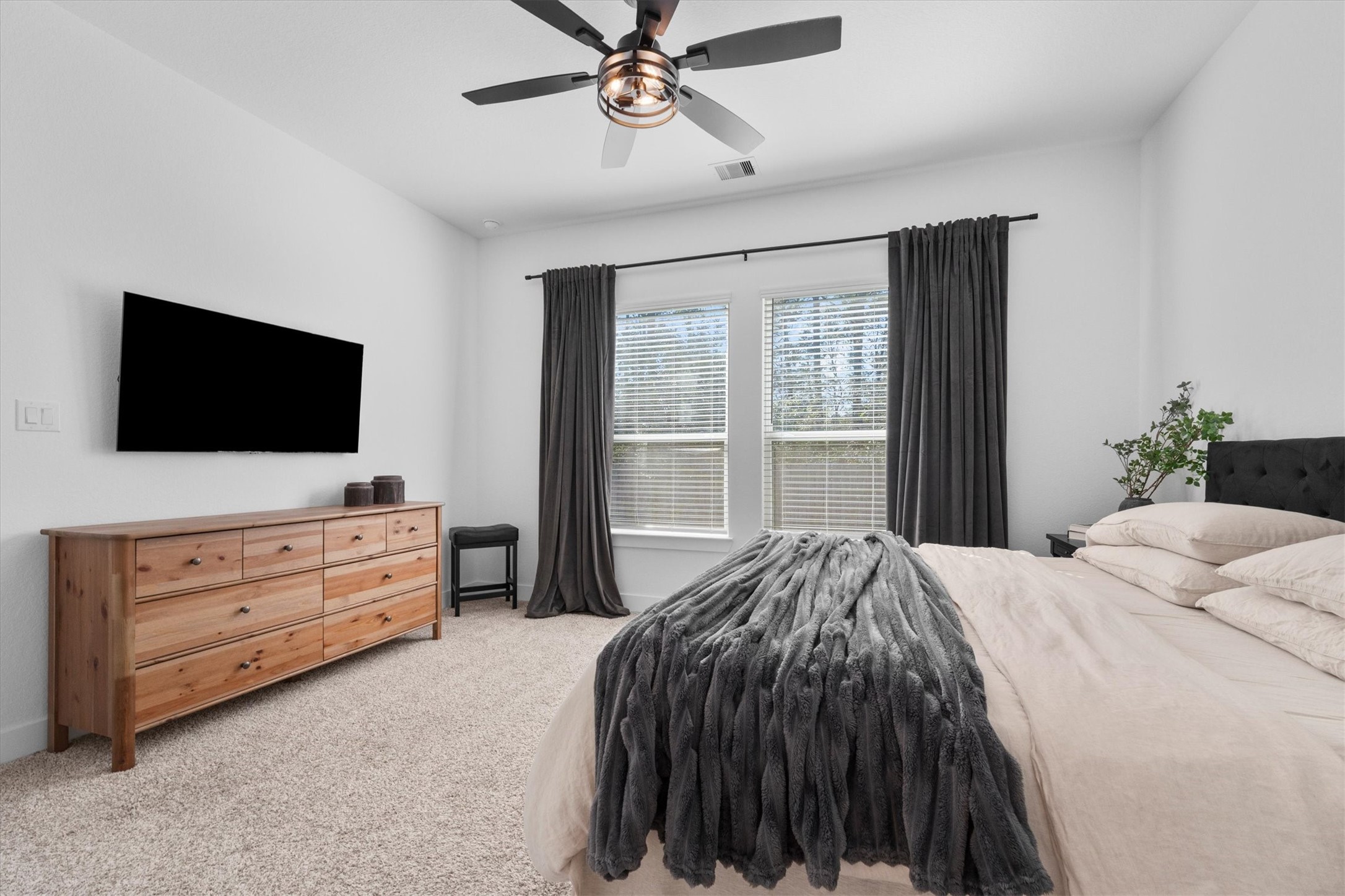 183 Lukewood Circle, Conroe, TX 77318