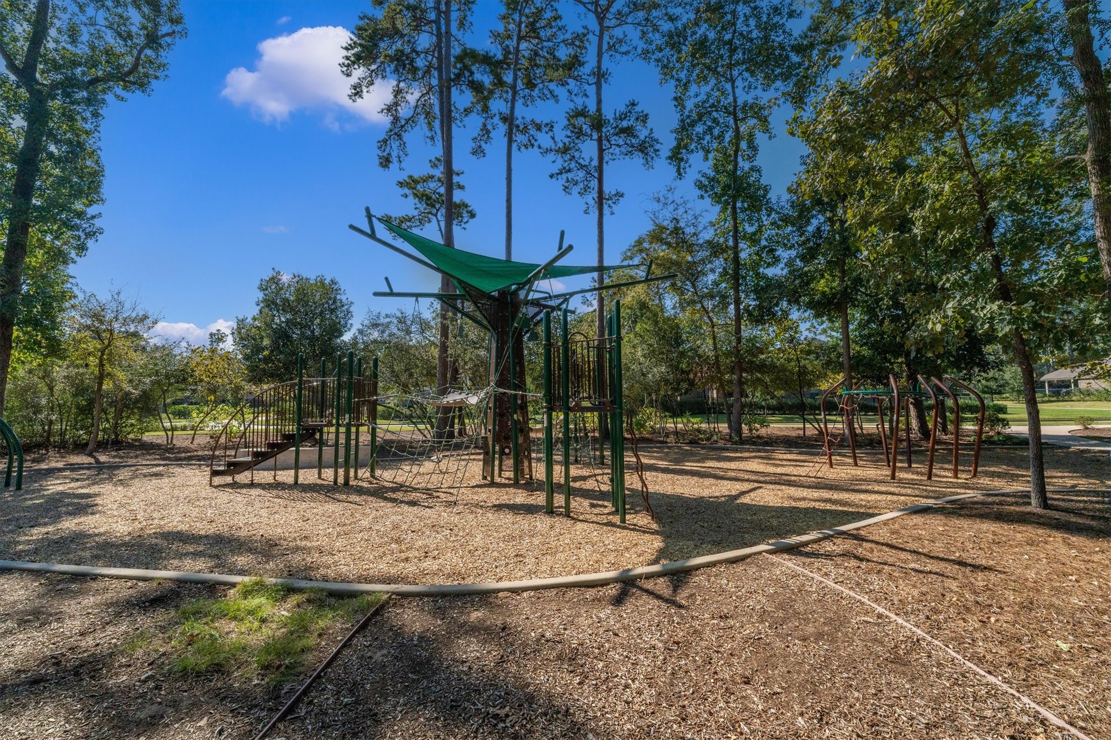 183 Lukewood Circle, Conroe, TX 77318