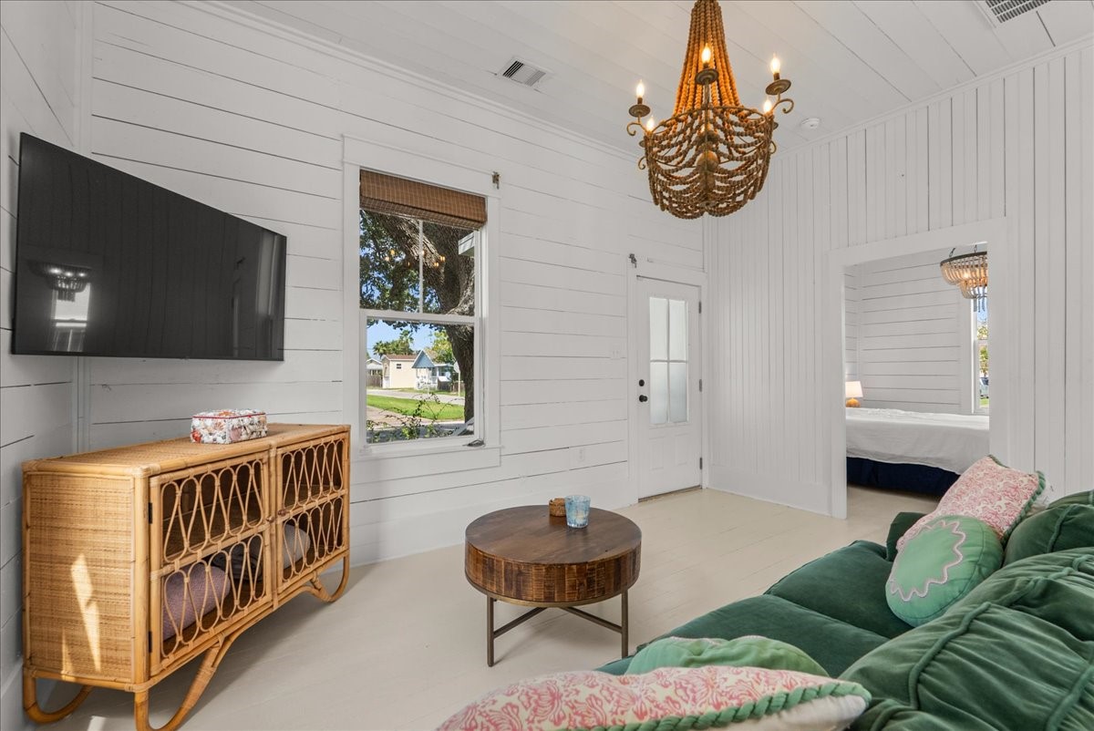 Cozy living room with clean, bright finishes.