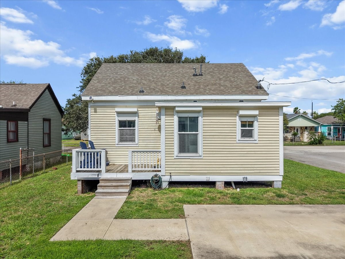 Backyard view with room for outdoor enjoyment.