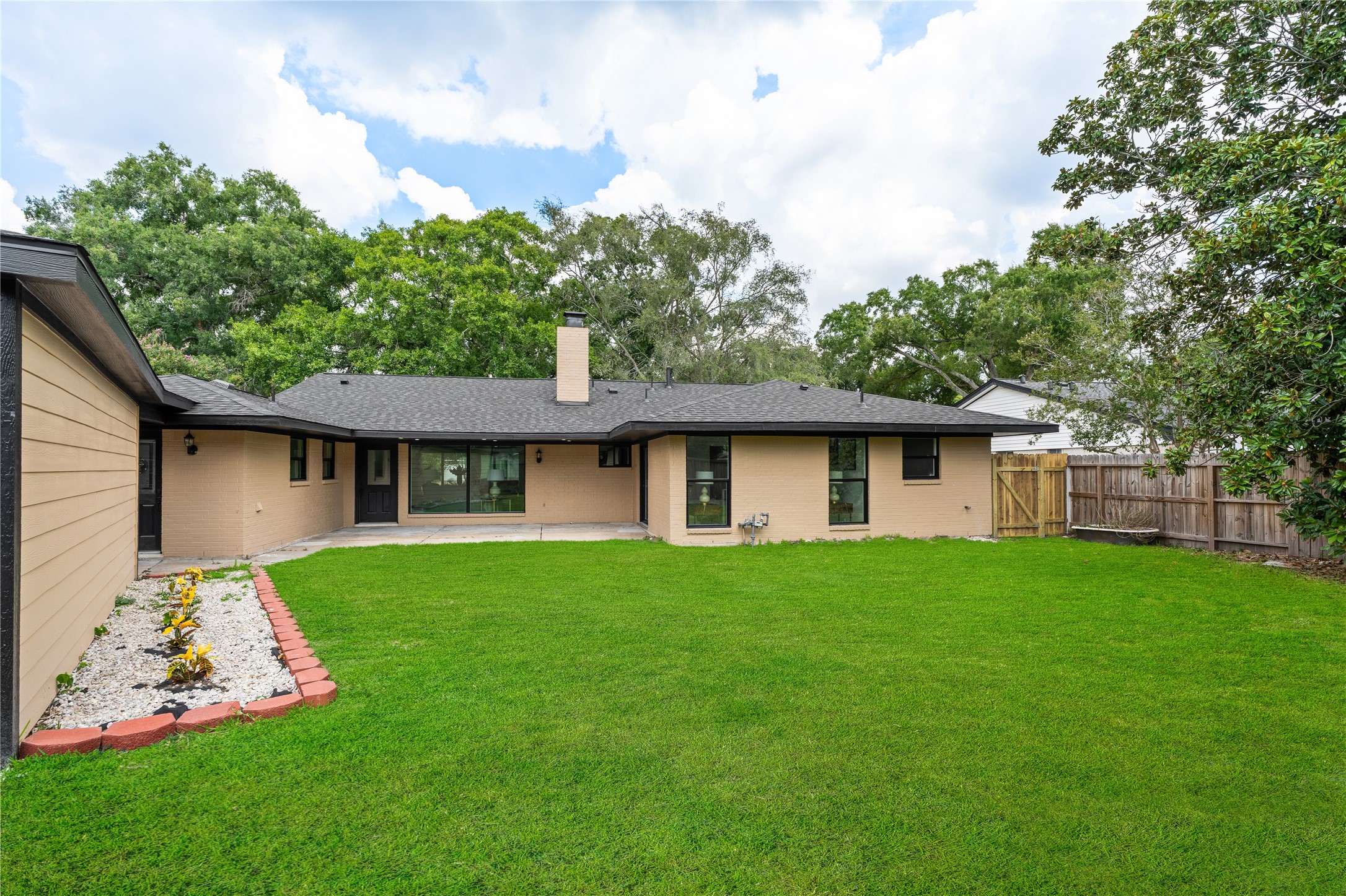 5751 Jason Street, Houston, TX 77096