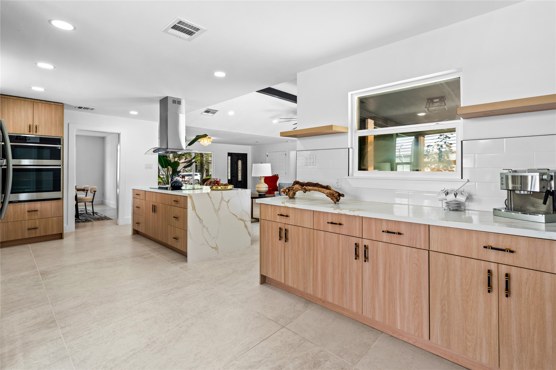5751 Jason Street, Houston, TX 77096