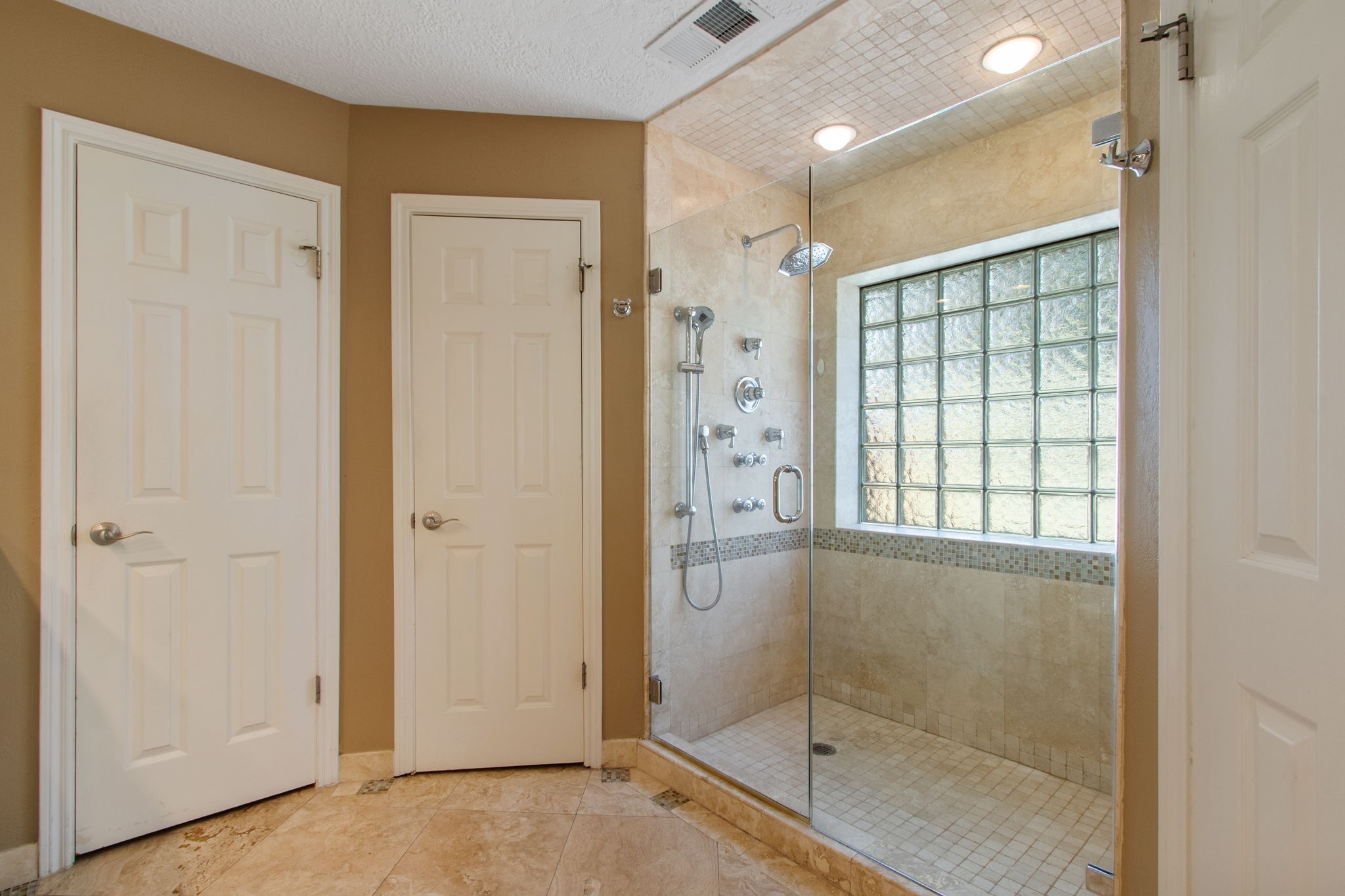 5711 Nodaway Lane, Spring, TX 77379