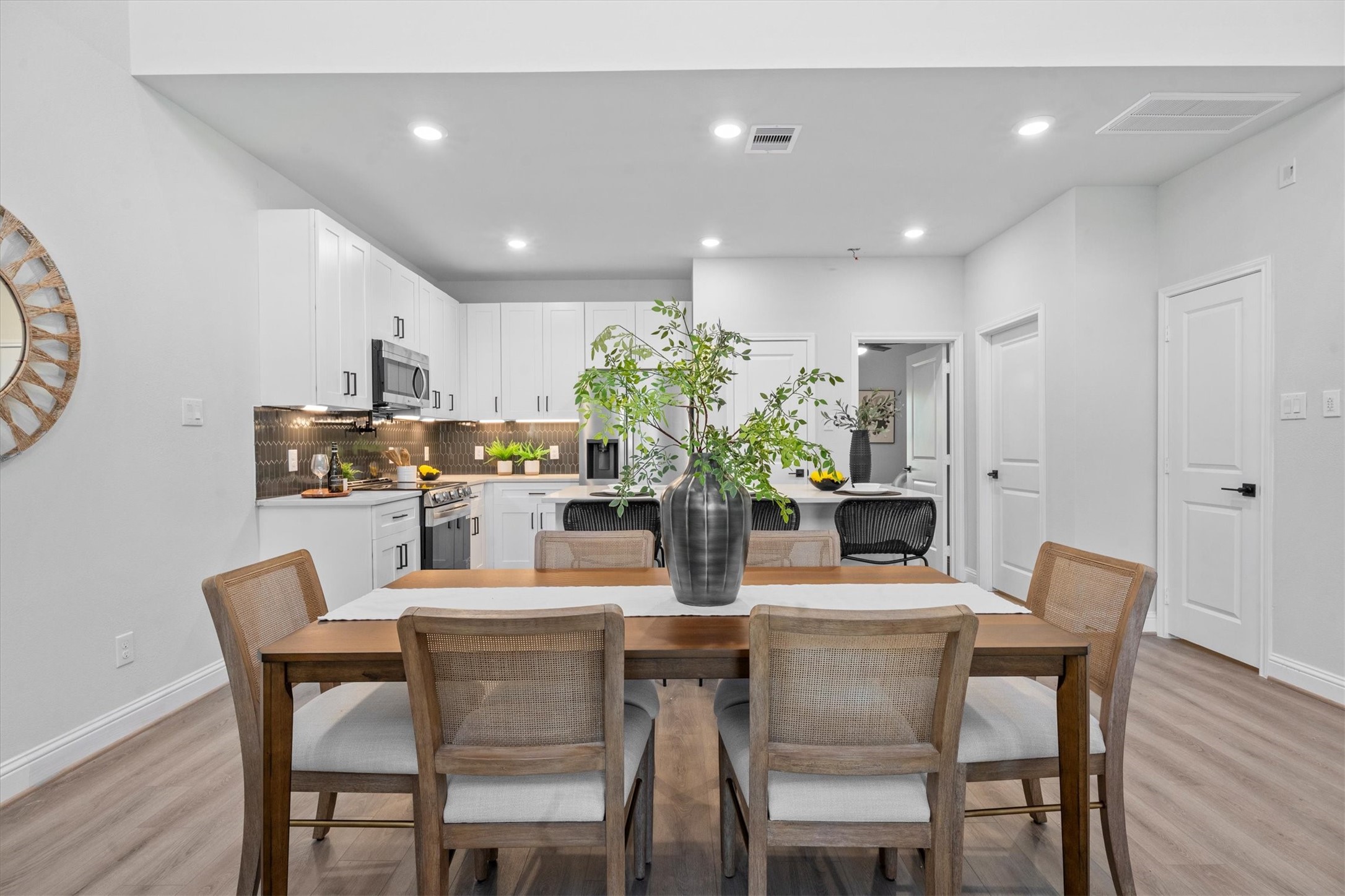 This home is currently under construction, with the opportunity to select your preferred exterior and interior finishes. Please contact our Sales Consultant for full details, available selections, and current availability. Photo shown is a sample of a recently completed home and is for reference only.