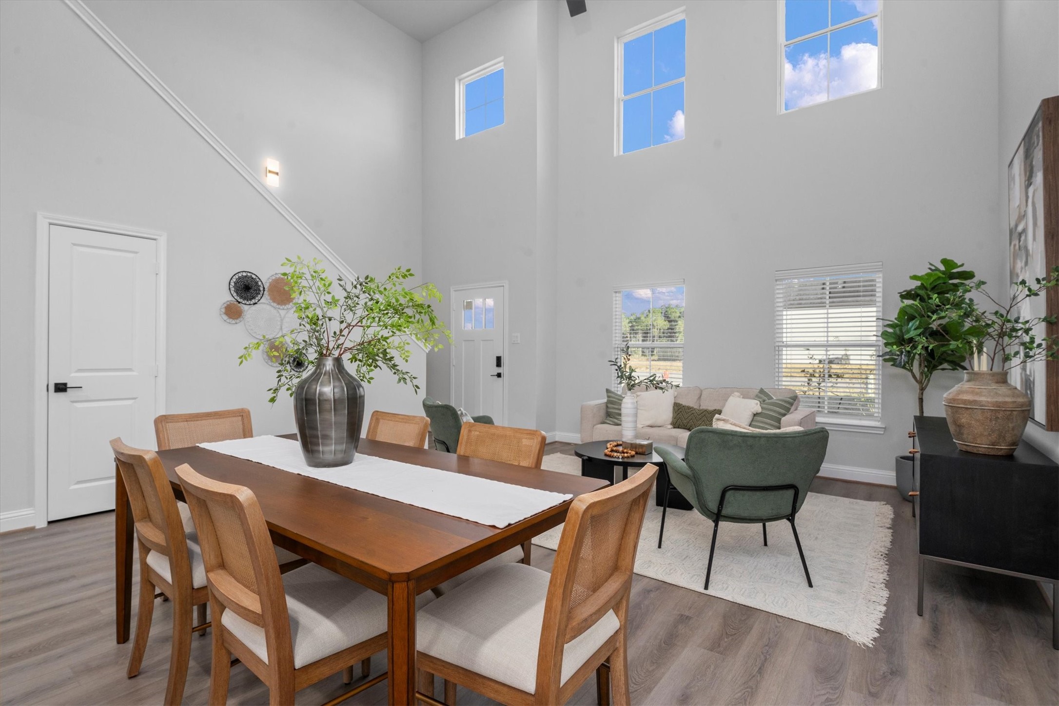 This home is currently under construction, with the opportunity to select your preferred exterior and interior finishes. Please contact our Sales Consultant for full details, available selections, and current availability. Photo shown is a sample of a recently completed home and is for reference only.
