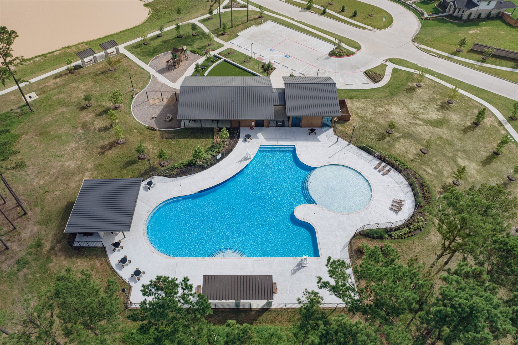 Mason Woods Community