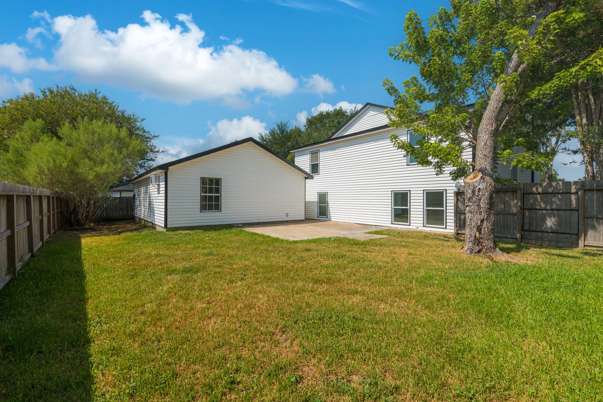 7083 Gentle Breeze Drive, Willis, TX 77318