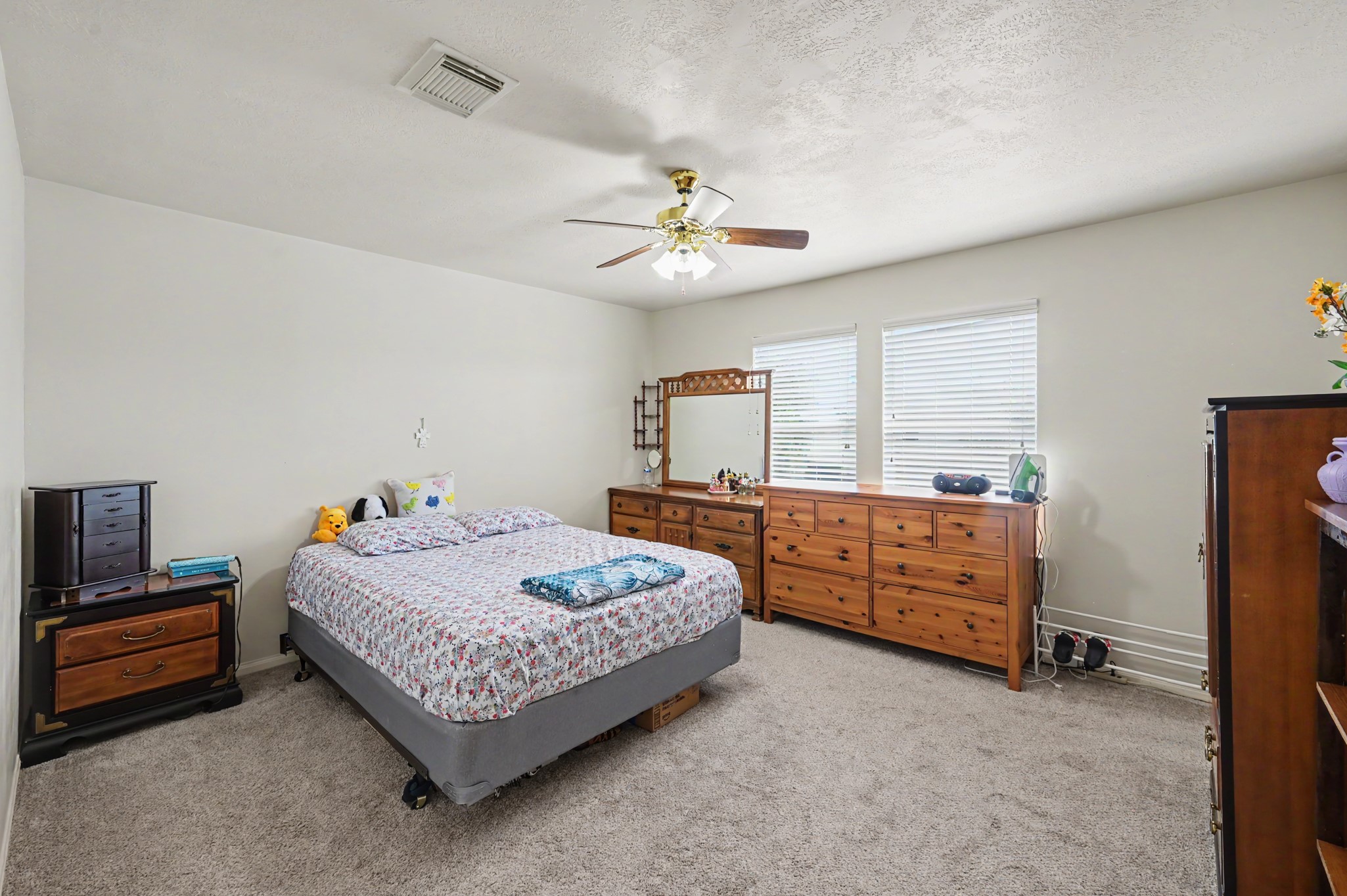 1819 Emerald Pathway Drive, Spring, TX 77388