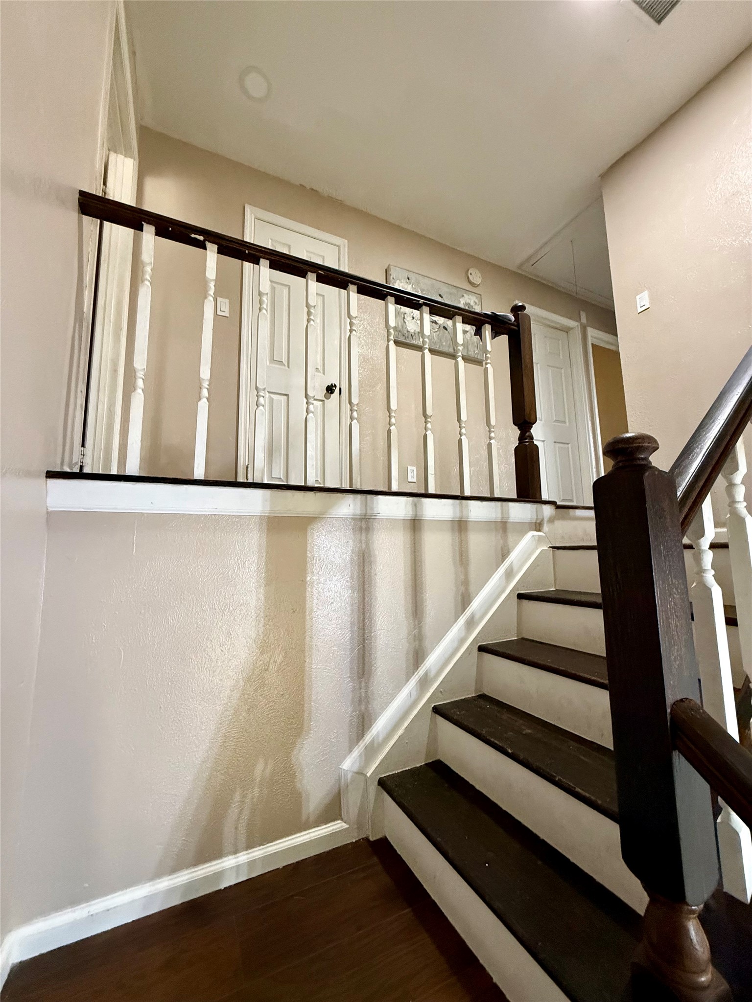 16607 Rainbow Lake Road, Houston, TX 77095