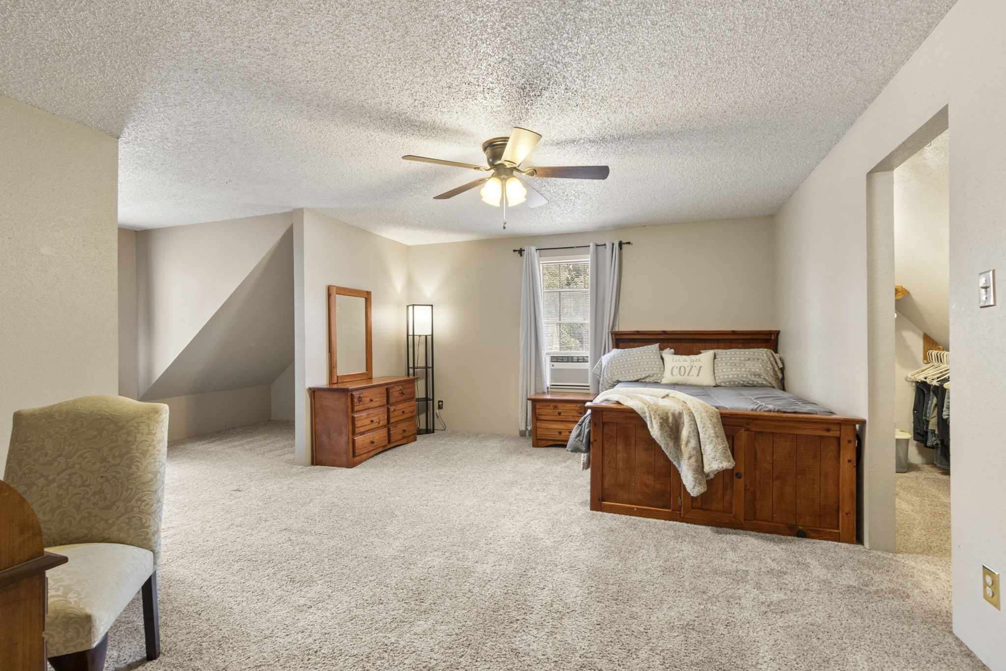 Two large upstairs bedrooms offer plenty of space for sharing, relaxing, or creating a flexible setup.