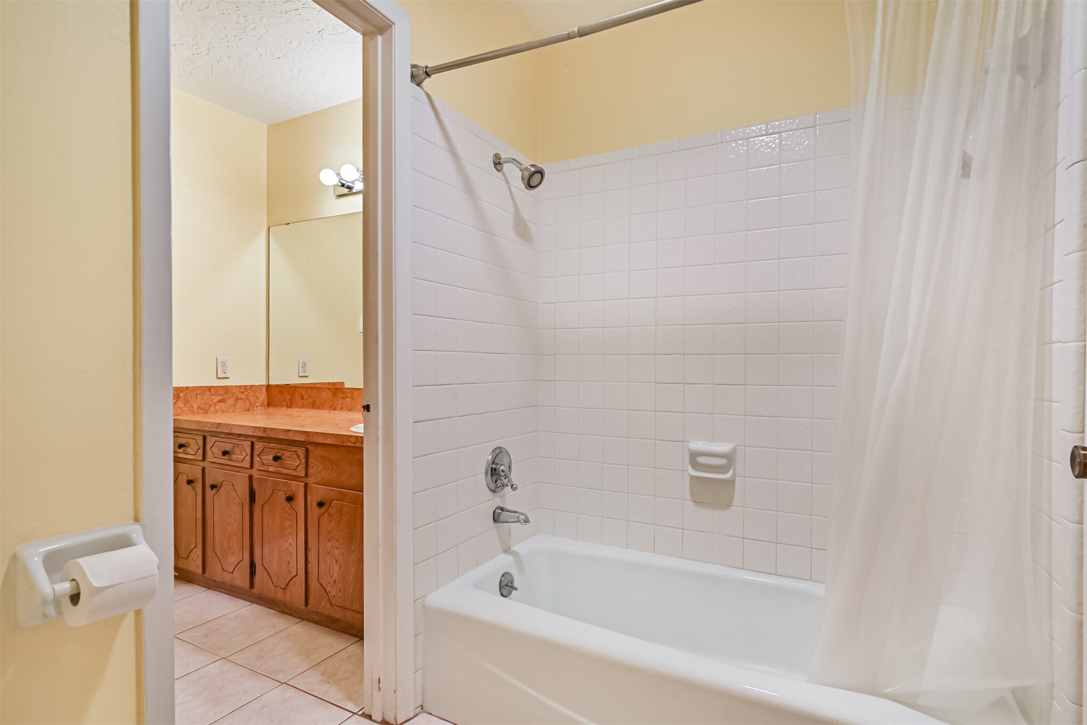 2012 Scott Street, La Marque, TX 77568