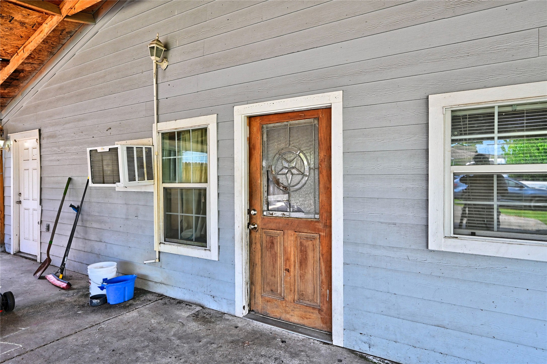Front entryway Front entryway