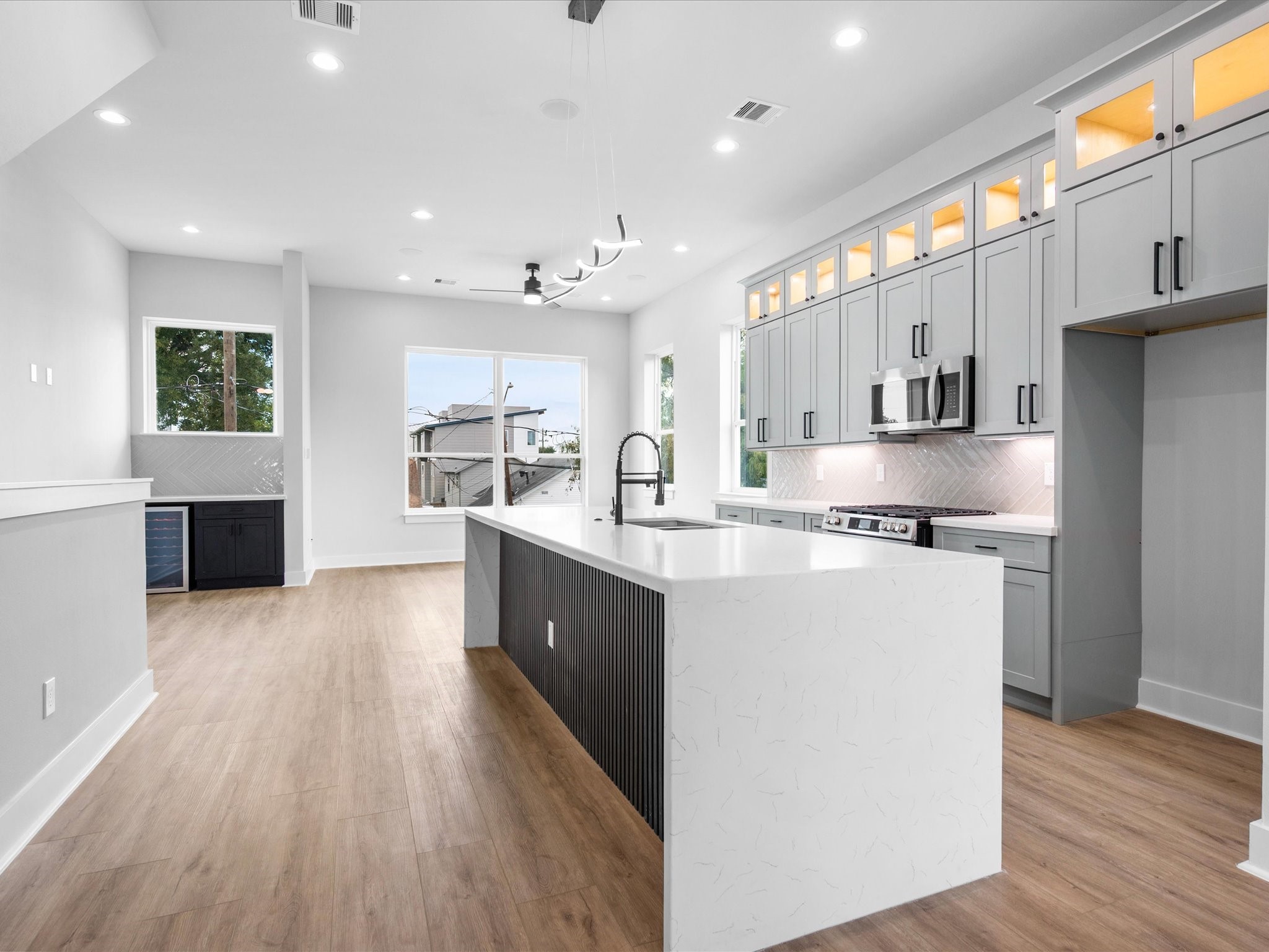 120 Estelle Street, Houston, TX 77003