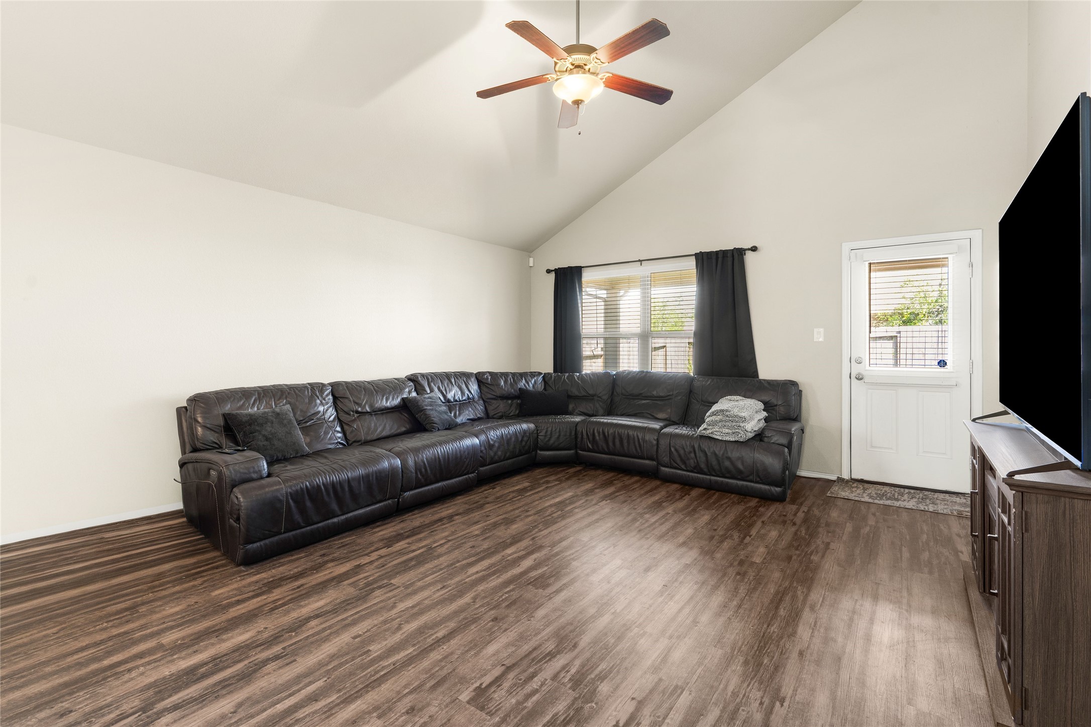 11368 Dawn Beach Lane, Conroe, TX 77304