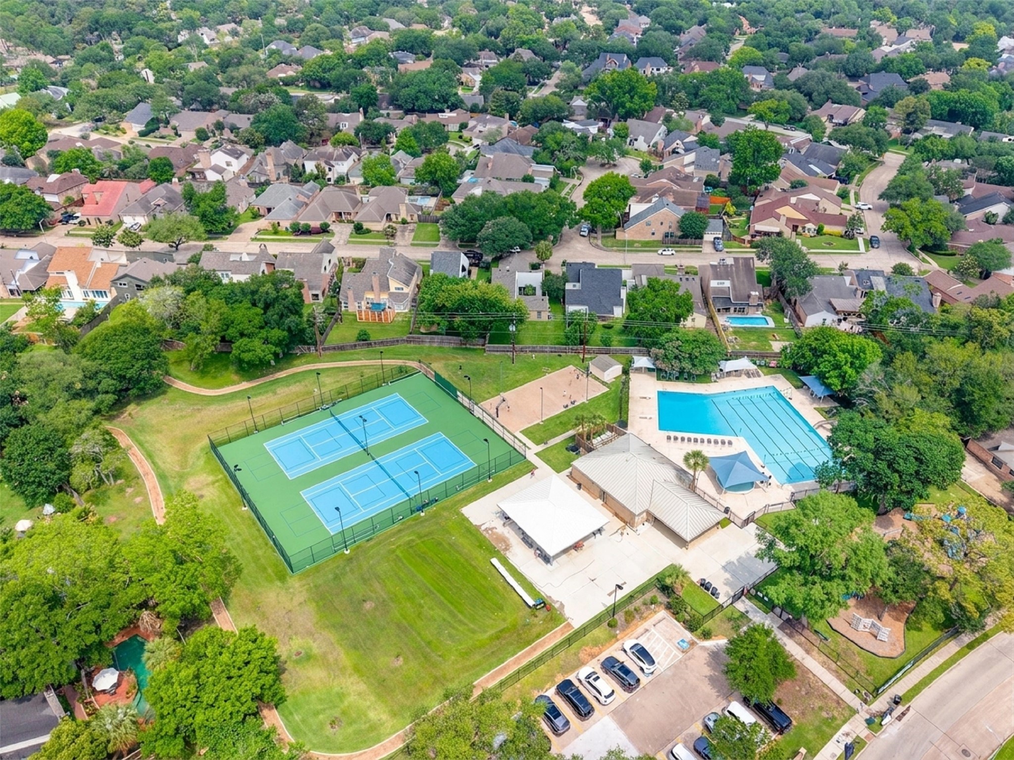 Second clubhouse, located on Riverview Dr.
