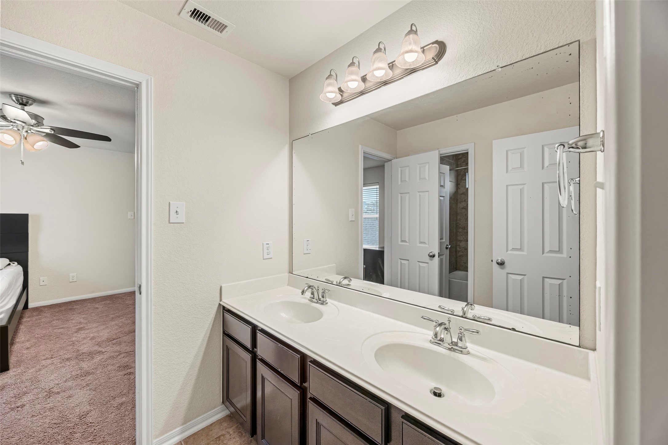 2503 Cambria Court, League City, TX 77573