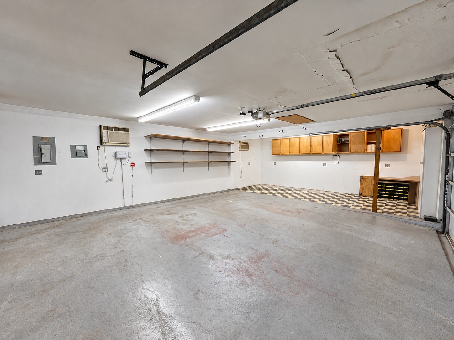 Oversized 2.5 car garage with workshop