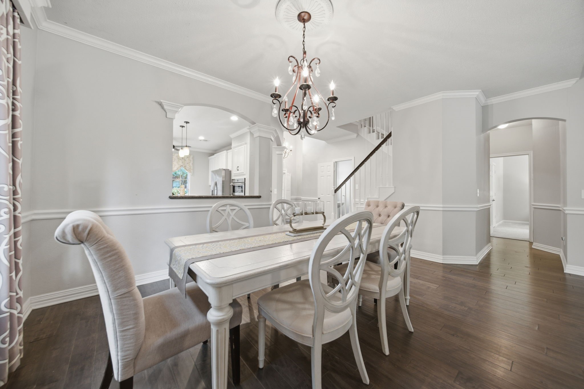 99 E Sterling Pond Circle, The Woodlands, TX 77382