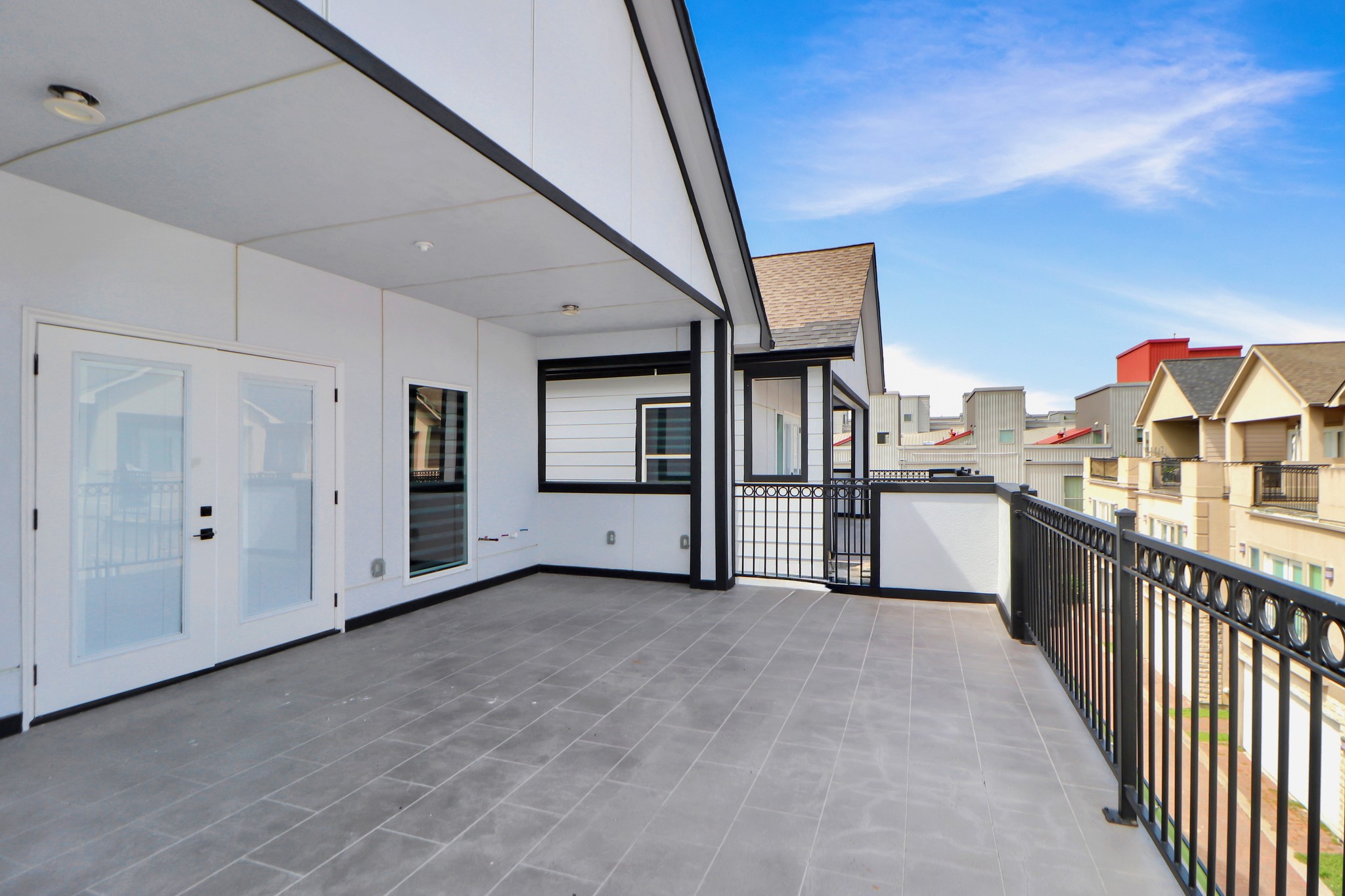 3027 Clinton Drive, Houston, TX 77020