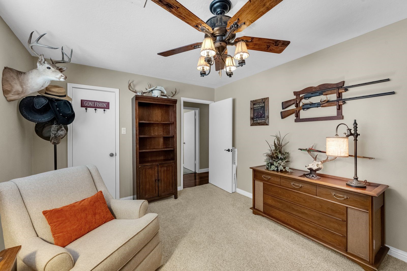 16043 Spinnaker Drive, Crosby, TX 77532