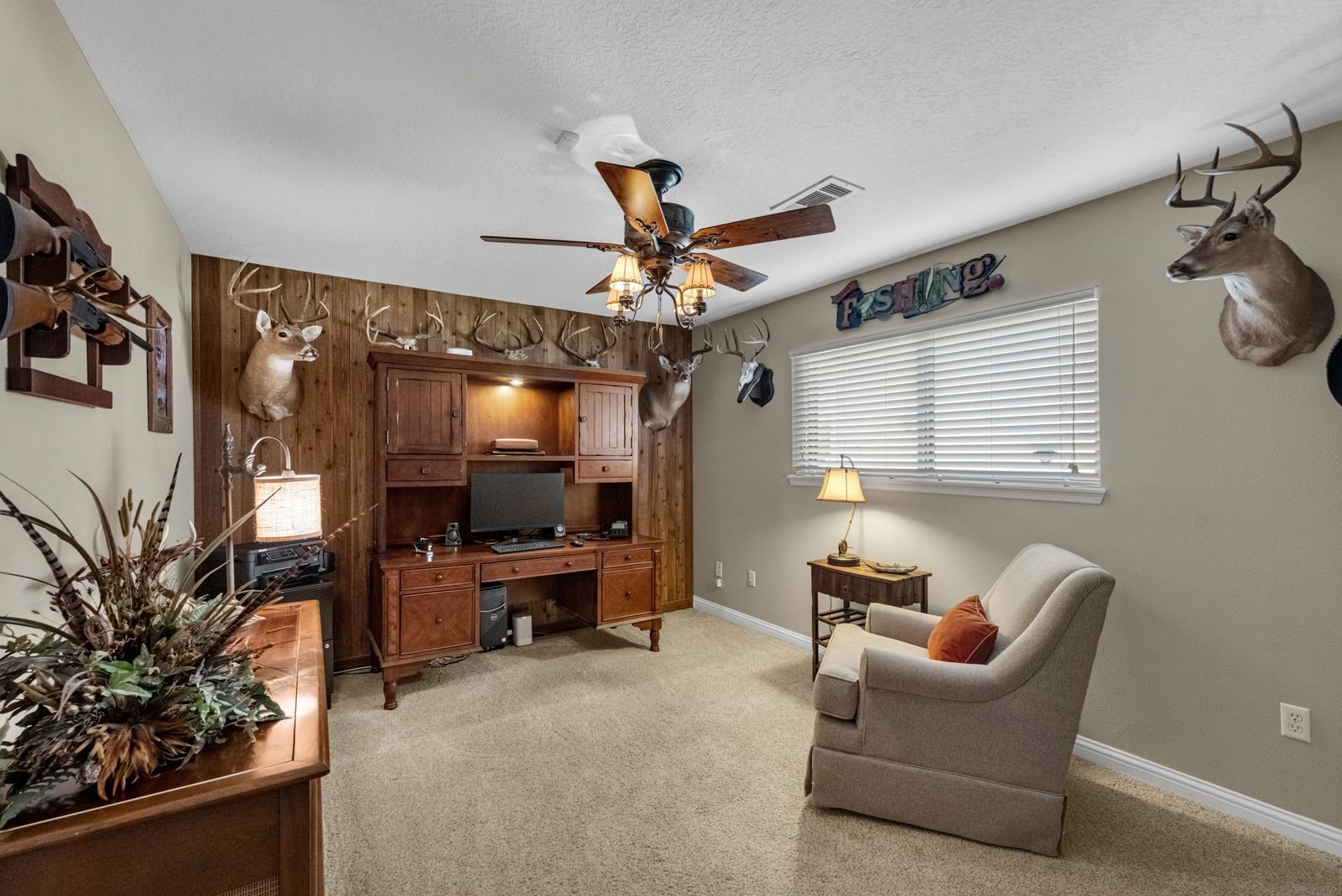 16043 Spinnaker Drive, Crosby, TX 77532
