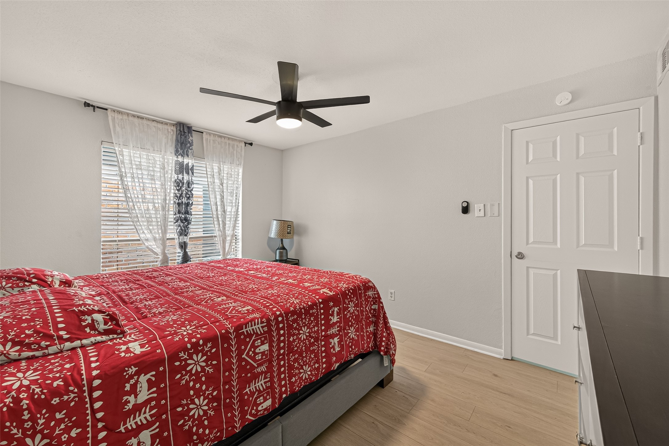 16111 Aspenglenn Drive, #208, Houston, TX 77084