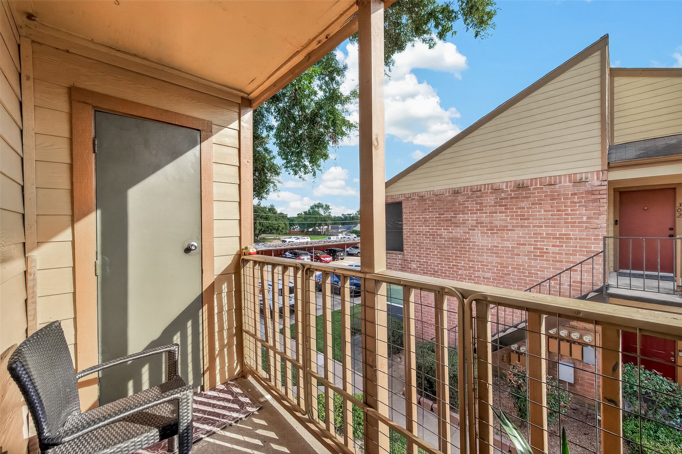 16111 Aspenglenn Drive, #208, Houston, TX 77084