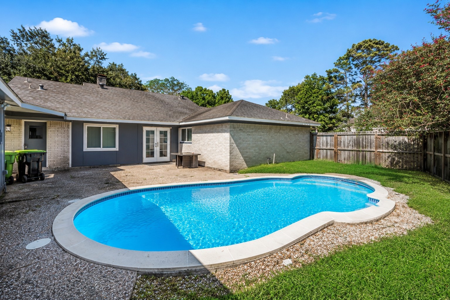 3211 N Park Drive, Missouri City, TX 77459