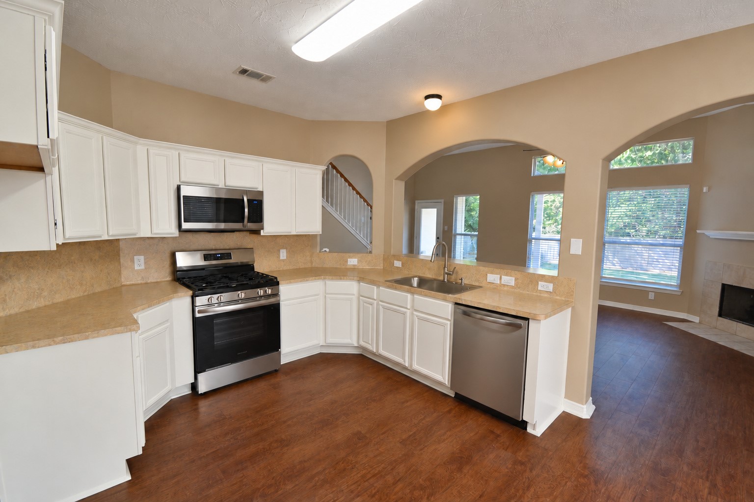 38015 W Sulphur Creek Drive, Magnolia, TX 77355