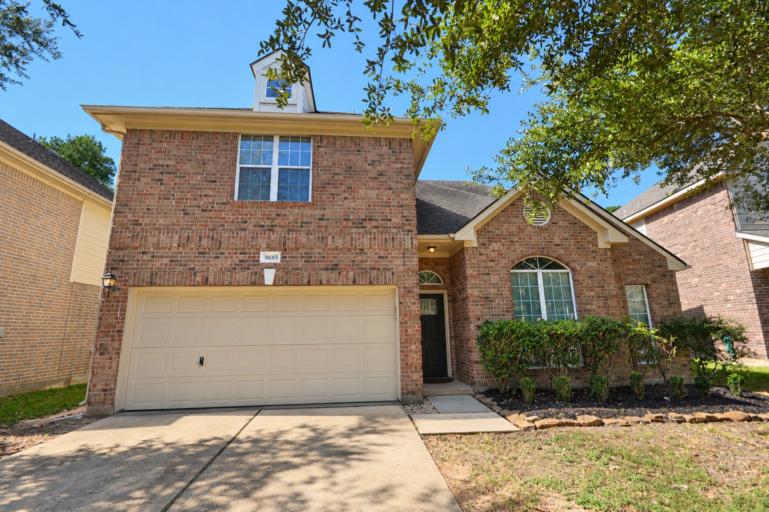 38015 W Sulphur Creek Drive, Magnolia, TX 77355