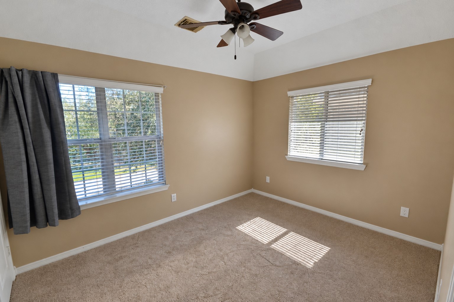38015 W Sulphur Creek Drive, Magnolia, TX 77355