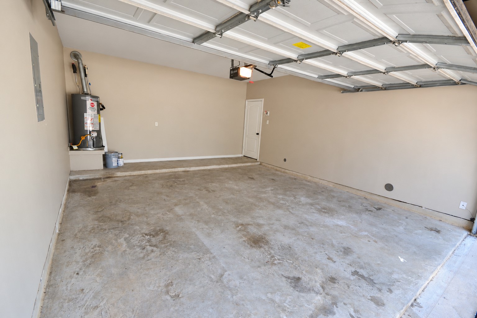 38015 W Sulphur Creek Drive, Magnolia, TX 77355