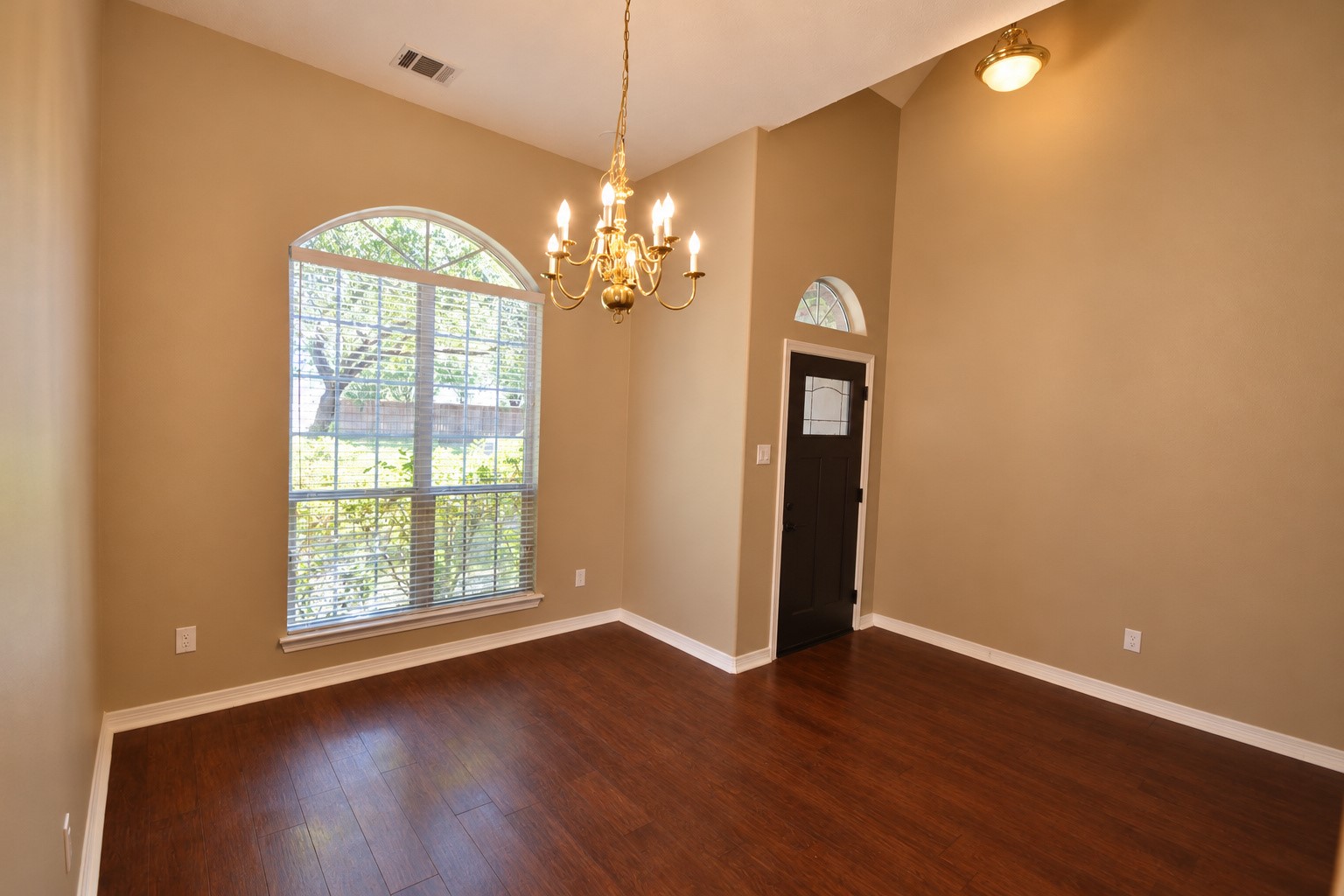 38015 W Sulphur Creek Drive, Magnolia, TX 77355