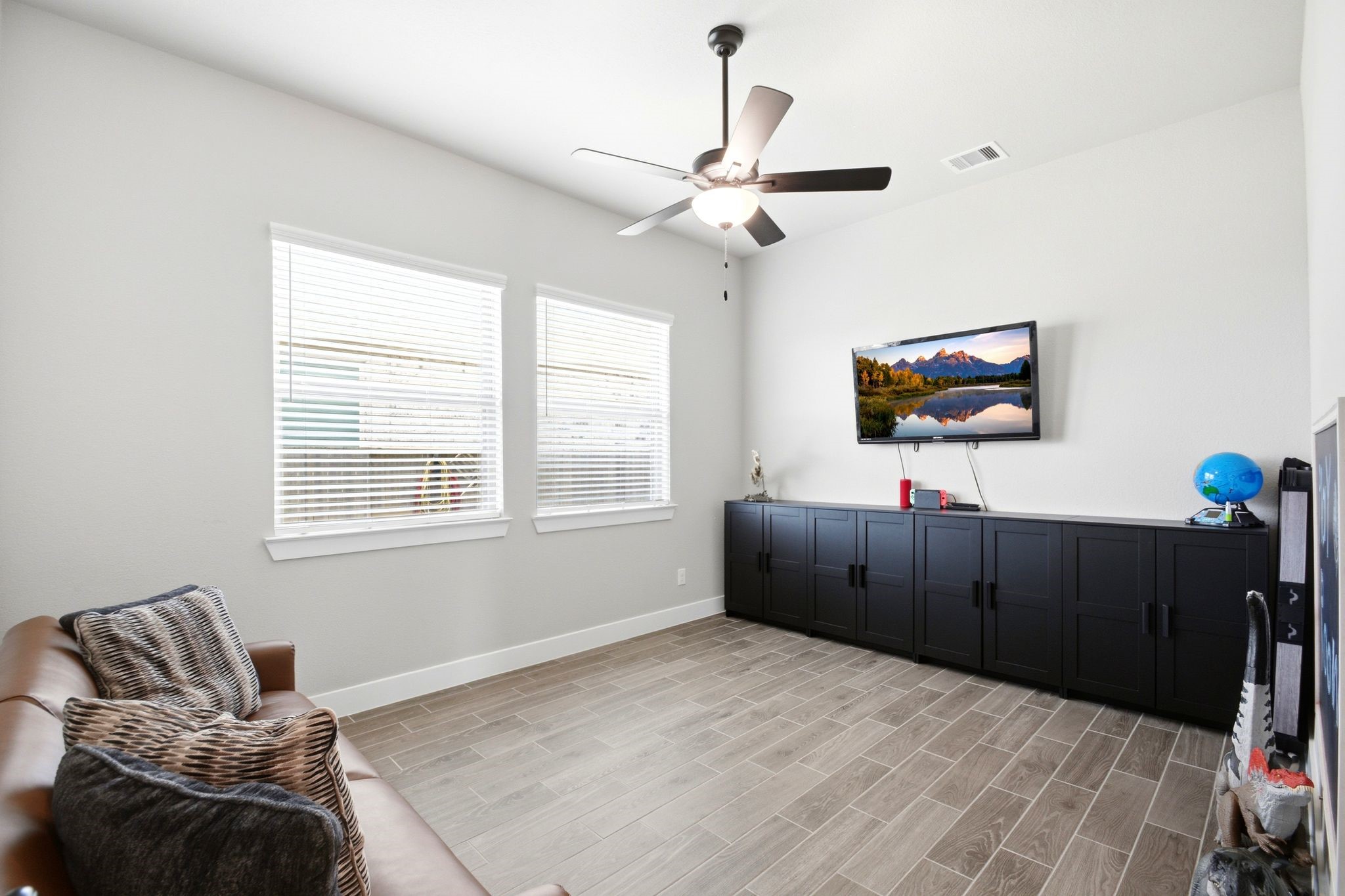 9203 Lacebark Lane, Manvel, TX 77583