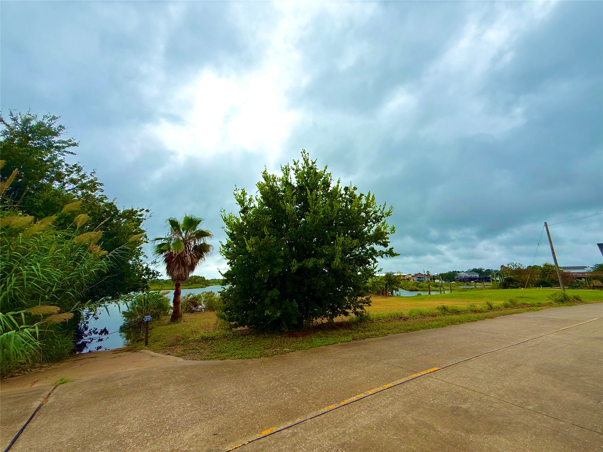 0000 Scenic Drive, Dickinson, TX 77539