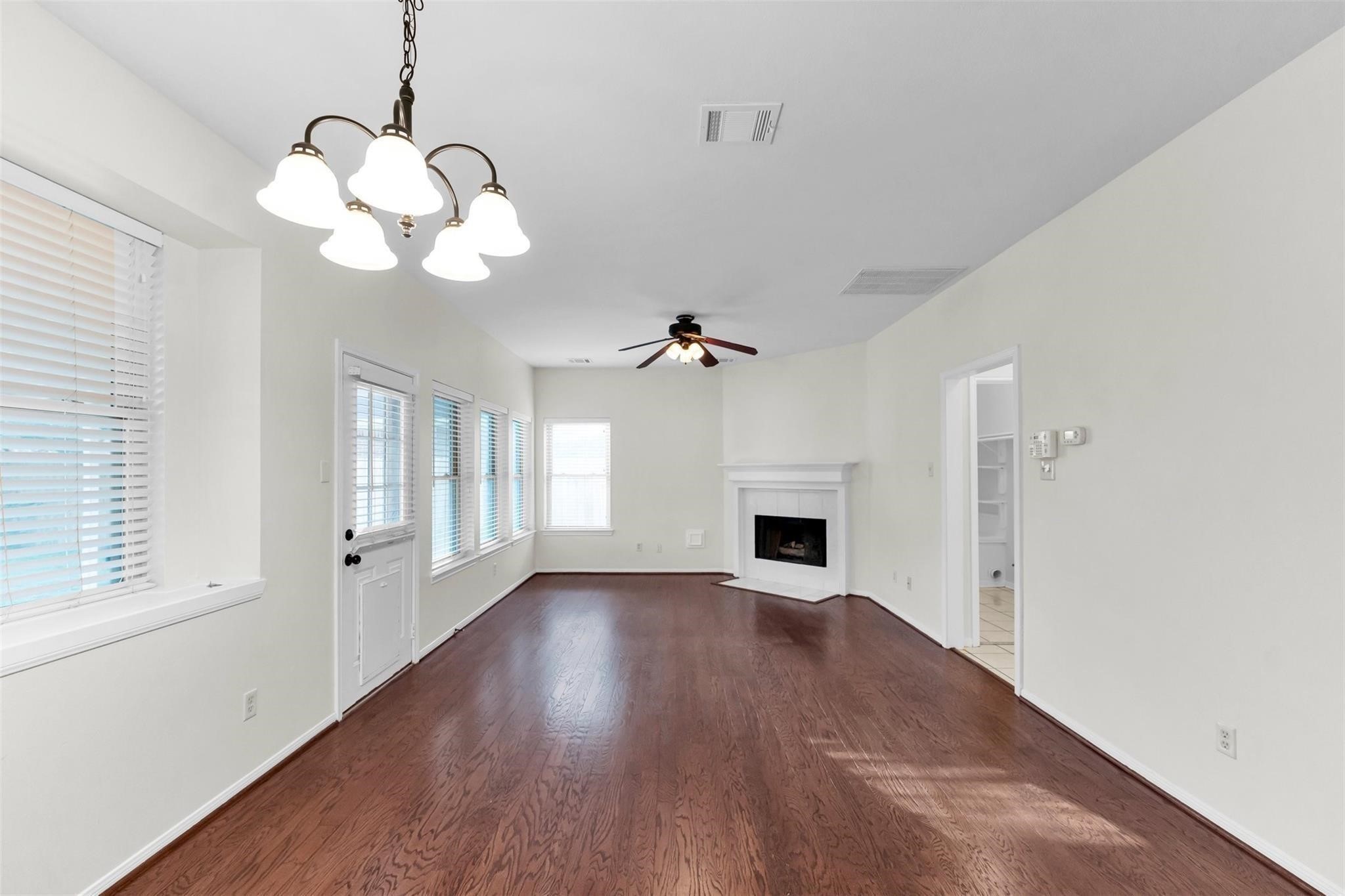 18 Dover Drive, Conroe, TX 77304