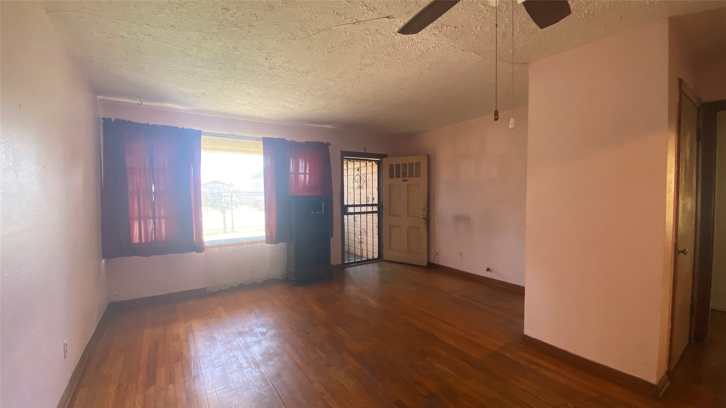 938 Kress Street, Houston, TX 77020 938 Kress Street, Houston, TX 77020