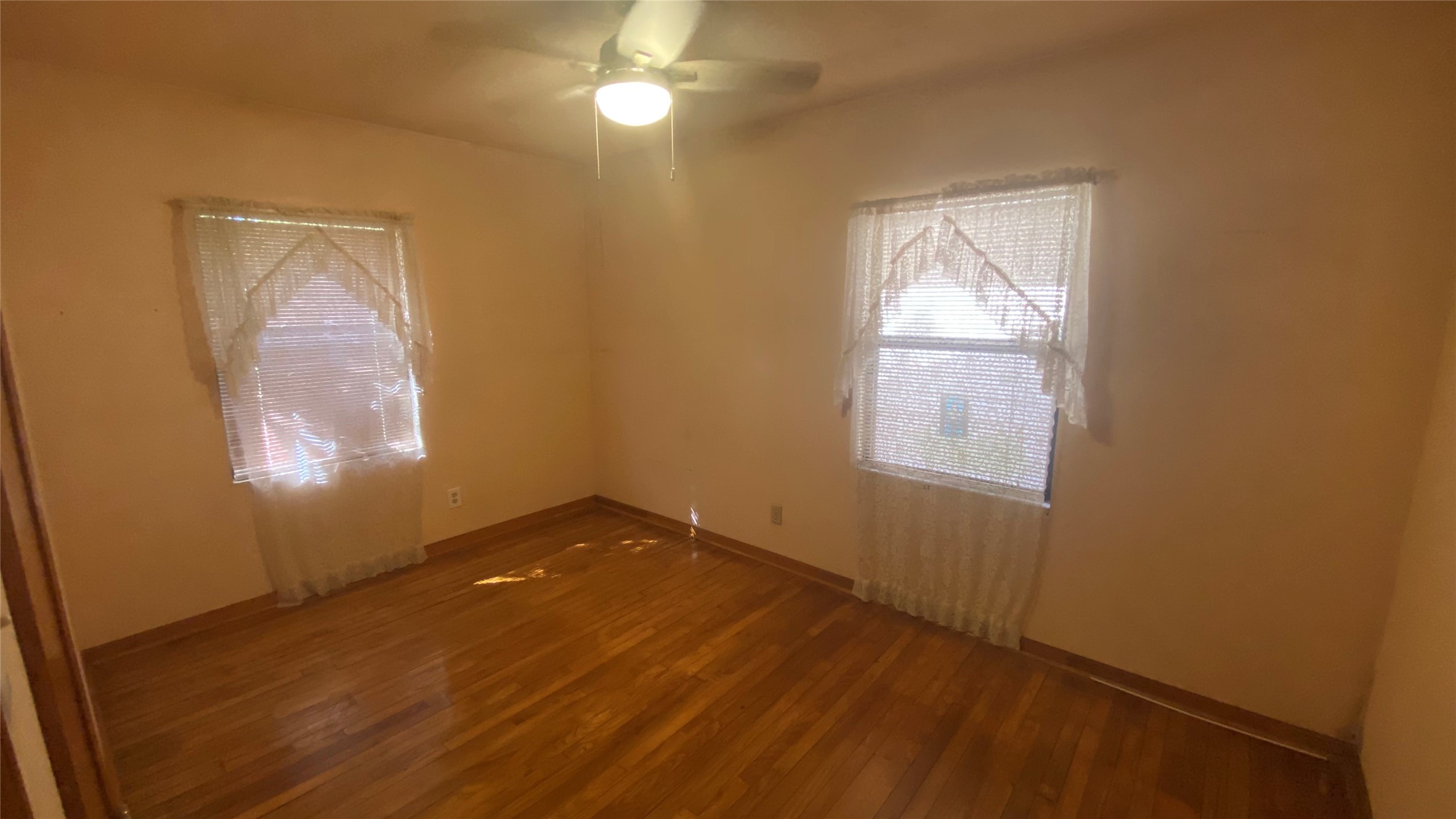 Bedroom #1