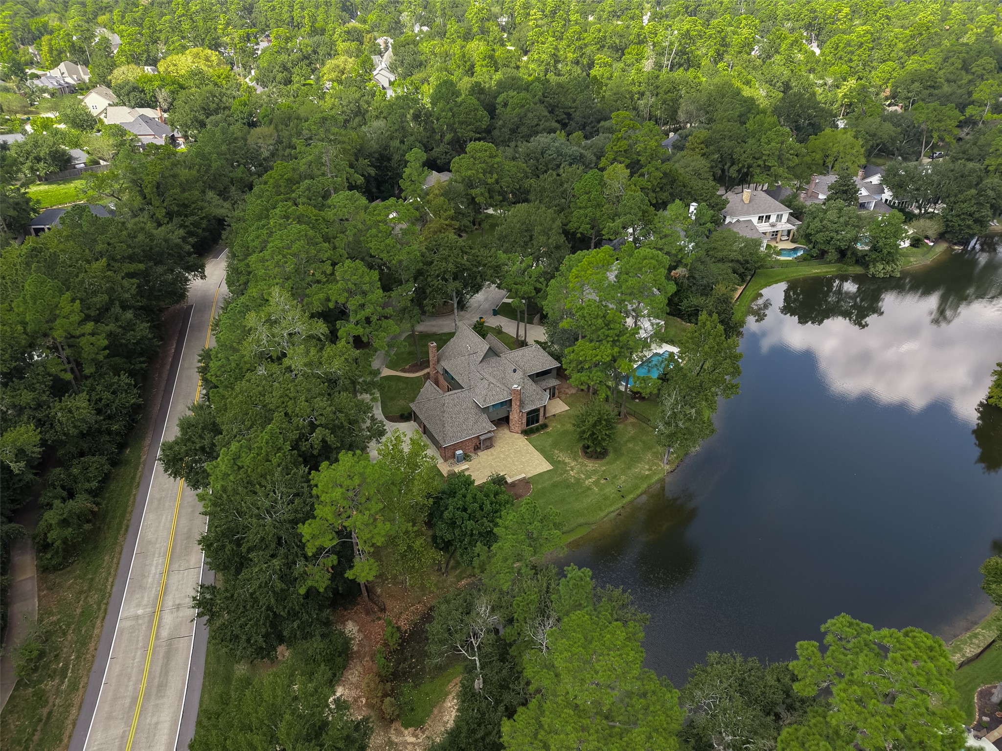 2 Turtle Rock Court, Spring, TX 77381