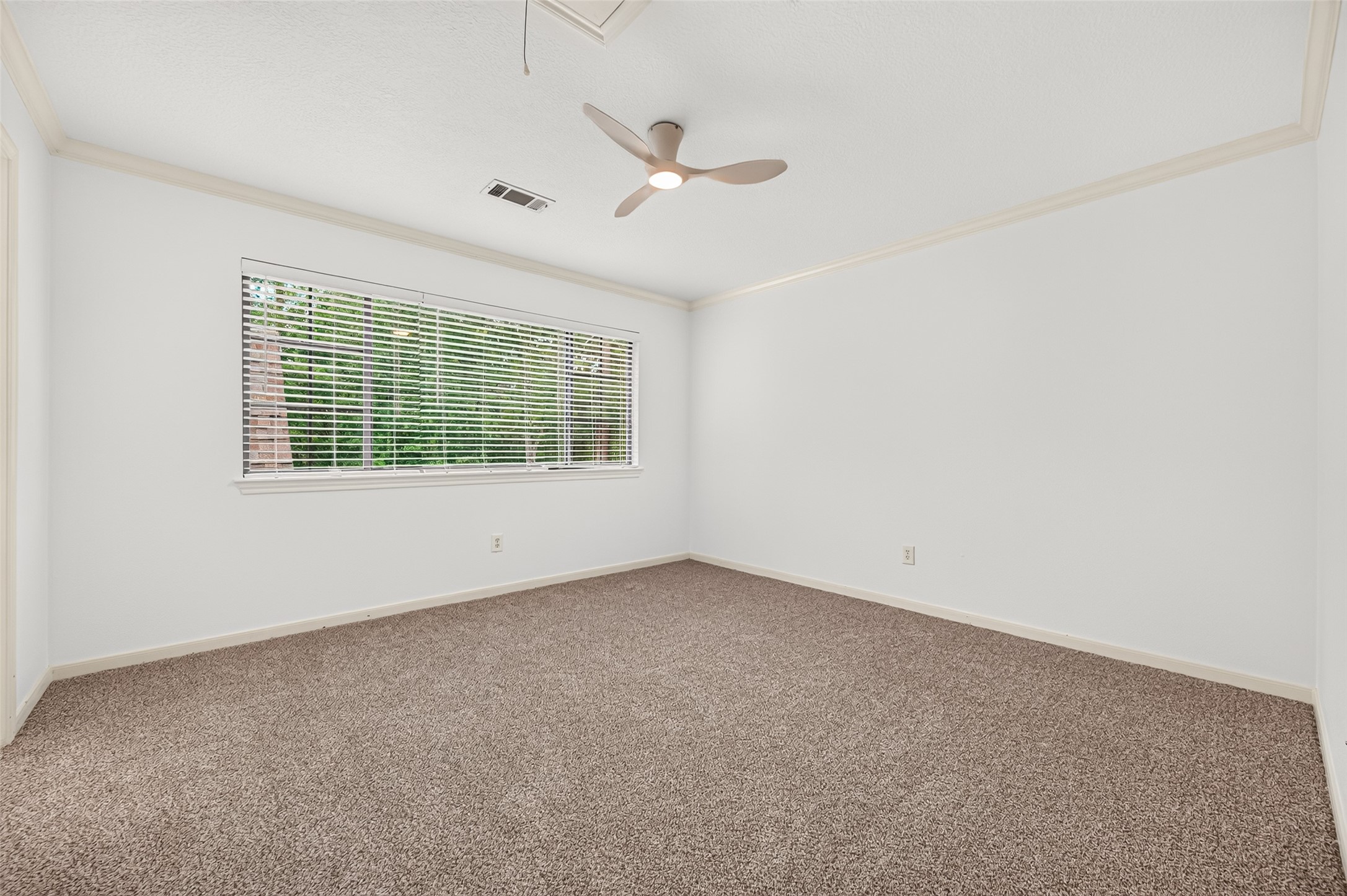 2 Turtle Rock Court, Spring, TX 77381