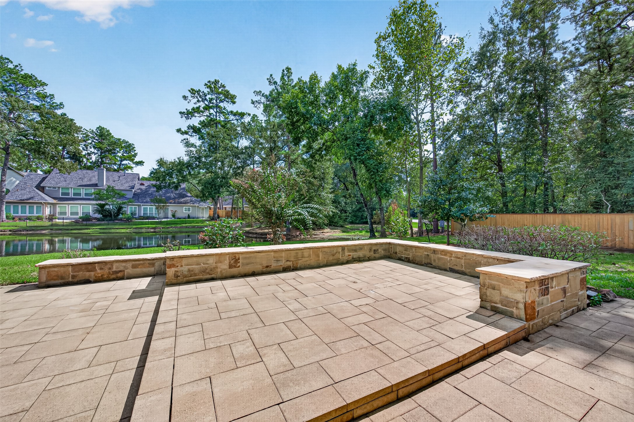 2 Turtle Rock Court, Spring, TX 77381