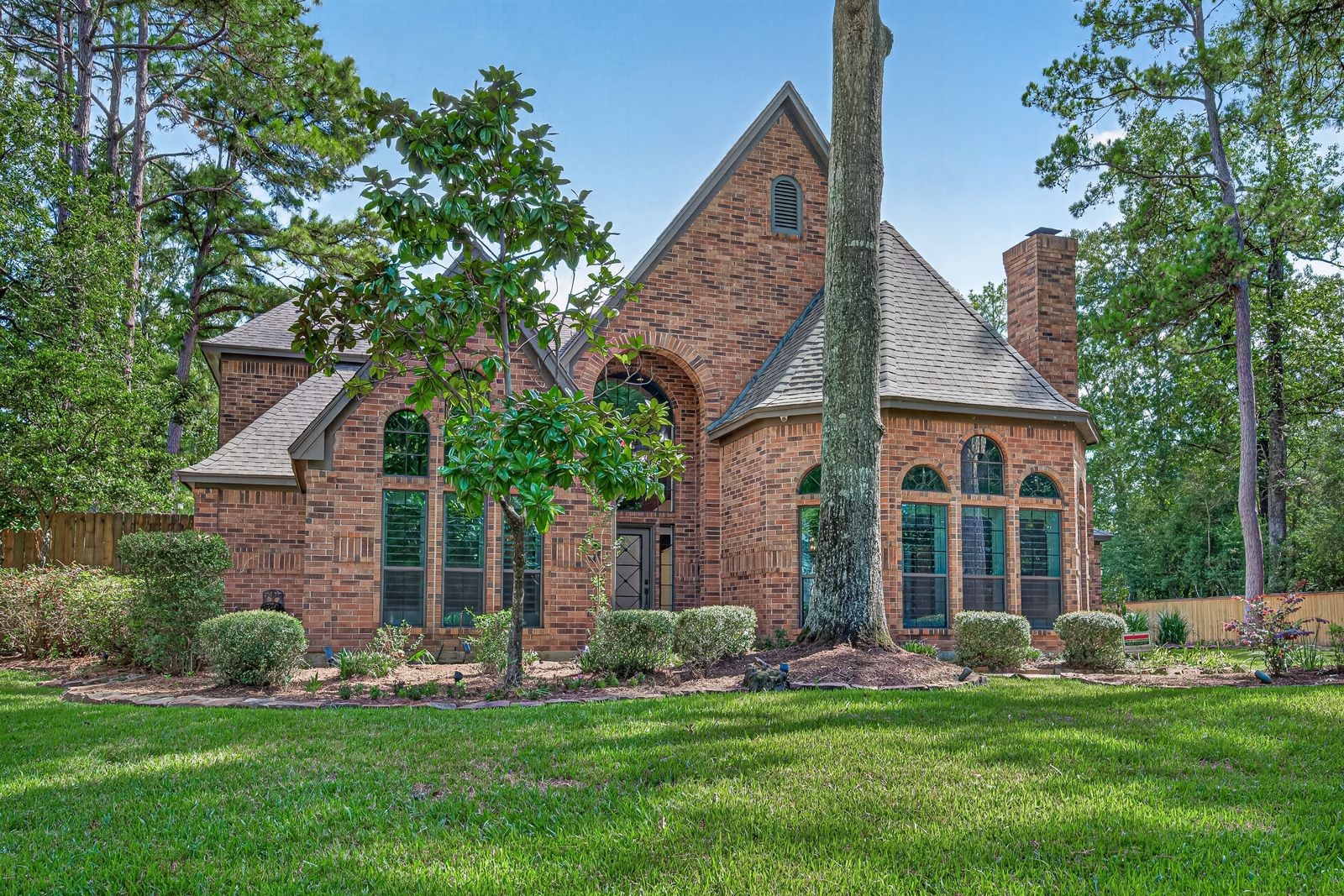 2 Turtle Rock Court, Spring, TX 77381