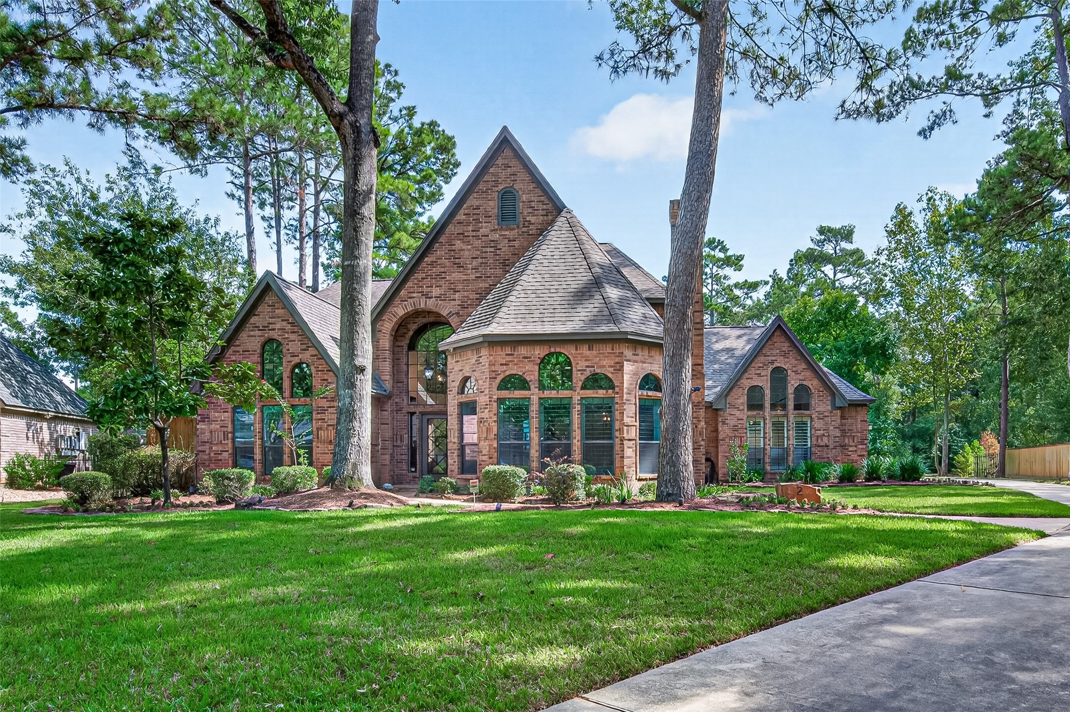 2 Turtle Rock Court, Spring, TX 77381