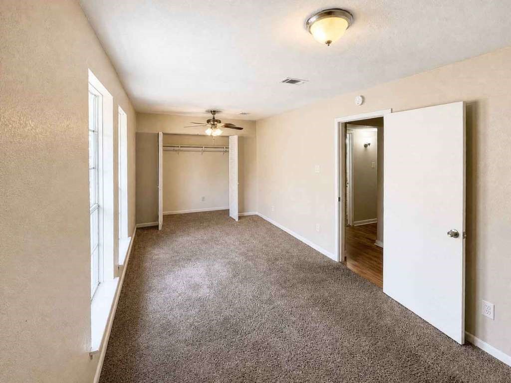 1219 Pilot Point Drive, Houston, TX 77038