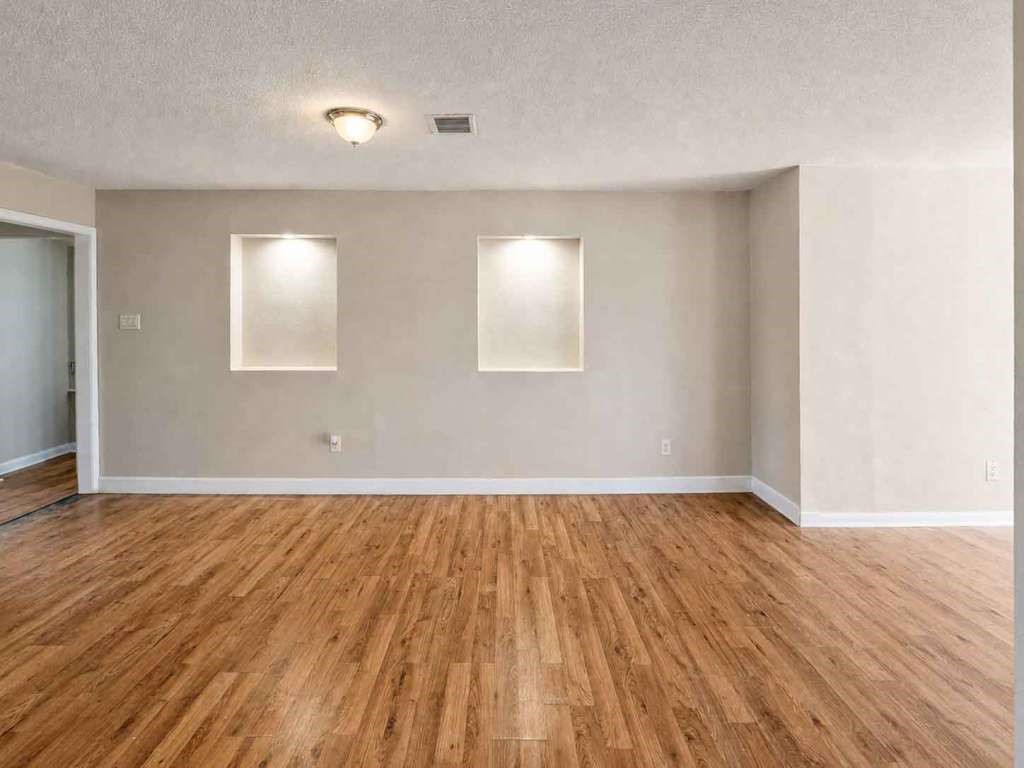 1219 Pilot Point Drive, Houston, TX 77038