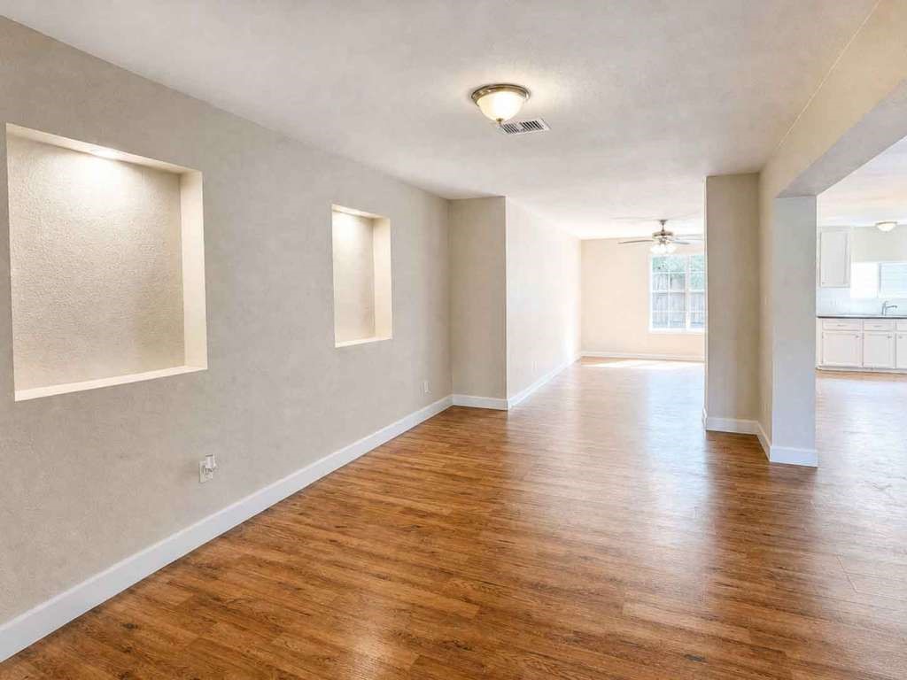 1219 Pilot Point Drive, Houston, TX 77038